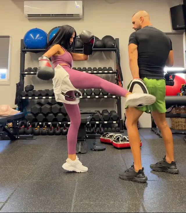 אימונים מגוונים כולל אומנויות לחימה